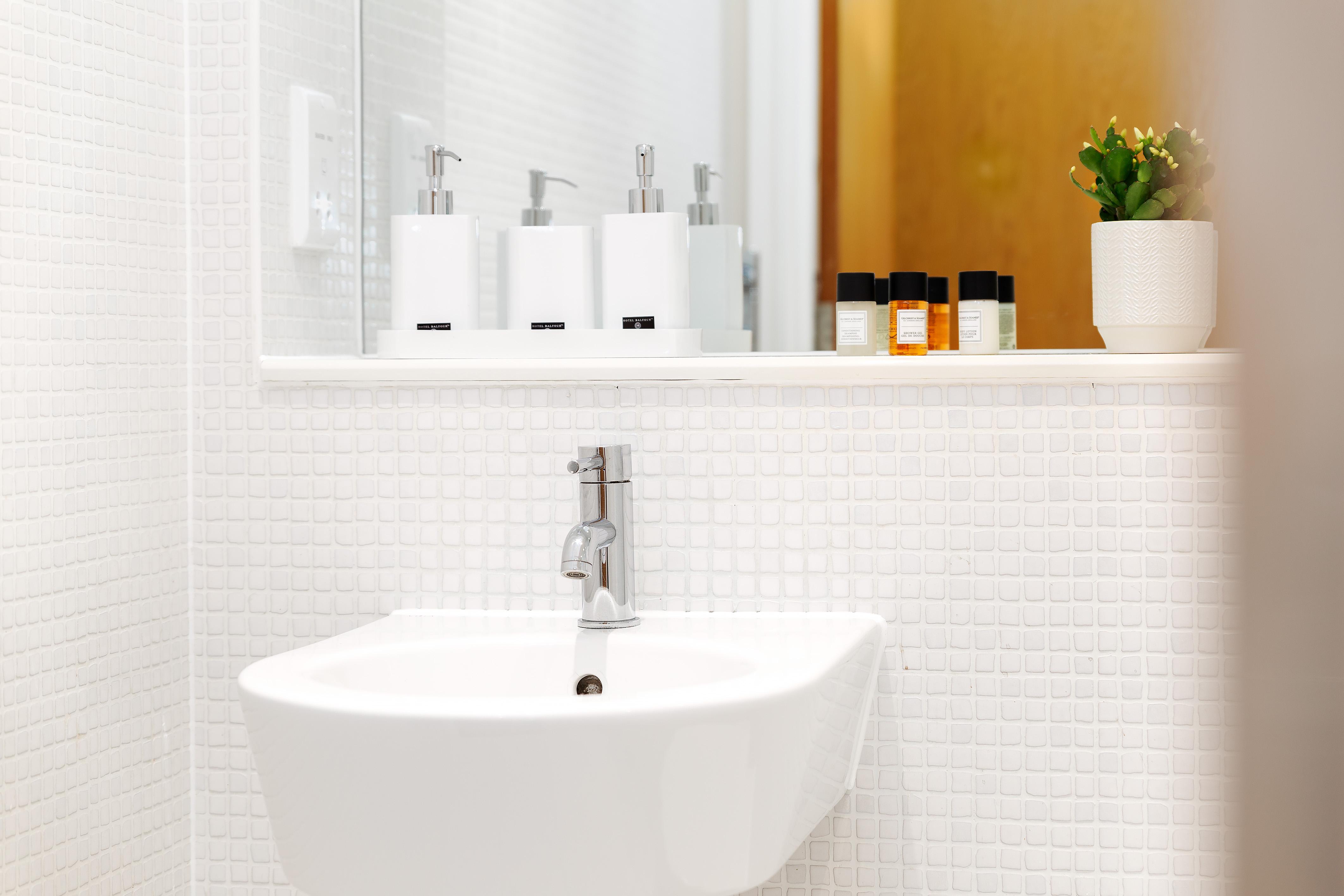 Luxurious Lanterns Court Two-bedrooms * Londres